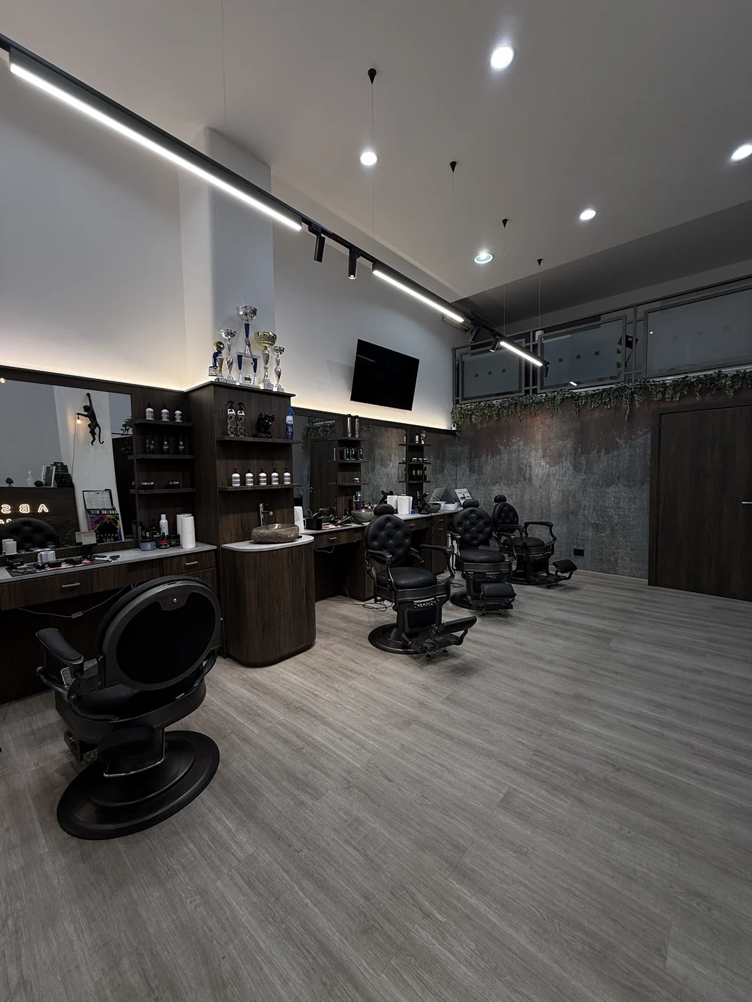 Spazio Absolut Barber